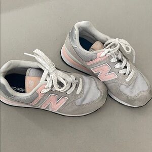 New Balance Girls 574 Core Sneakers in Gray and Pink
